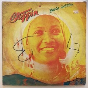 Marcia Griffiths - Steppin&#039;
