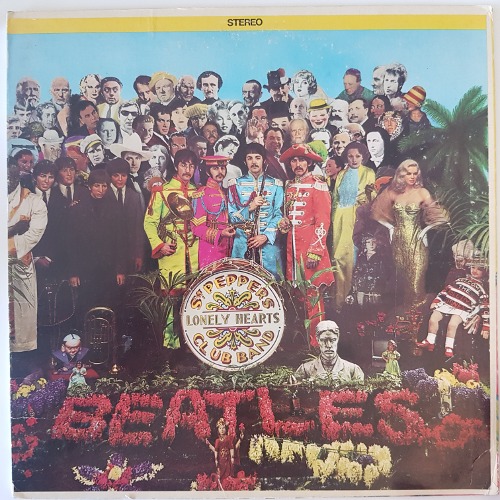 The Beatles - Sgt. Pepper&#039;s Lonely Hearts Club Band