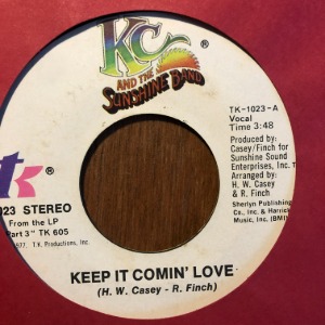 KC &amp; The Sunshine Band ‎– Keep It Comin&#039; Love