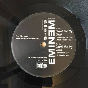 Eminem - Cleanin&#039; Out My Closet